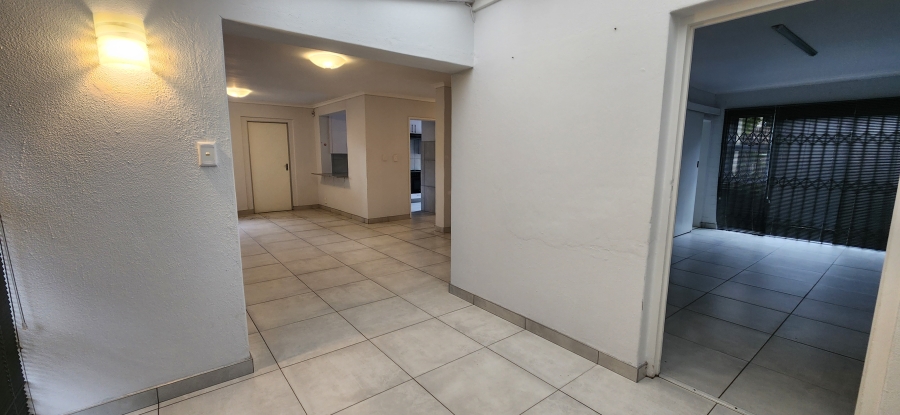 To Let 4 Bedroom Property for Rent in Bloubergrant Western Cape